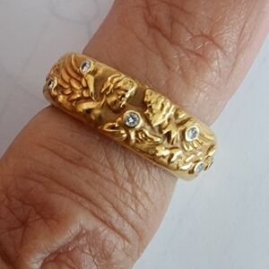 CARERRA CARRERA solid 18kt Yellow Gold With Genuine Diamonds. Ring Size 5